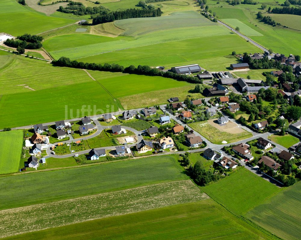 Luftbild Döhlau - Ortsansicht am Rande von landwirtschaftlichen Feldern in Döhlau im Bundesland Bayern, Deutschland