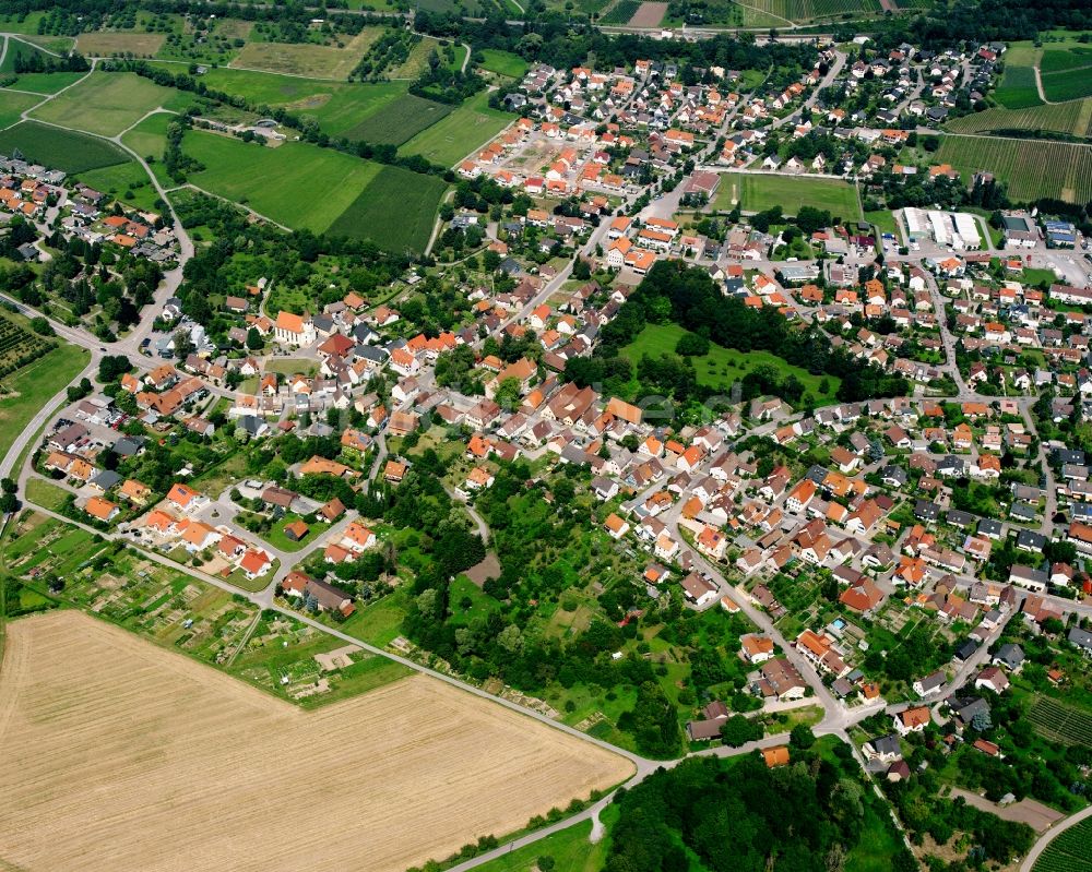 Eschenau aus der Vogelperspektive: Ortsansicht am Rande von landwirtschaftlichen Feldern in Eschenau im Bundesland Baden-Württemberg, Deutschland