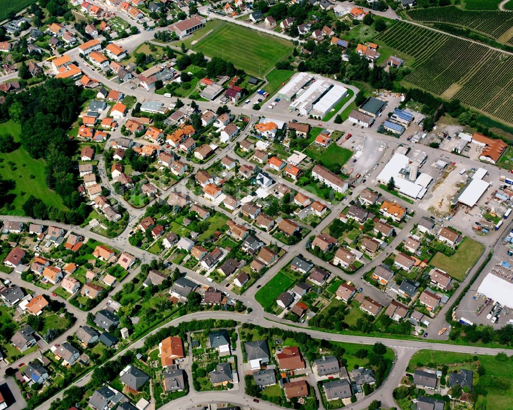 Luftaufnahme Eschenau - Ortsansicht am Rande von landwirtschaftlichen Feldern in Eschenau im Bundesland Baden-Württemberg, Deutschland