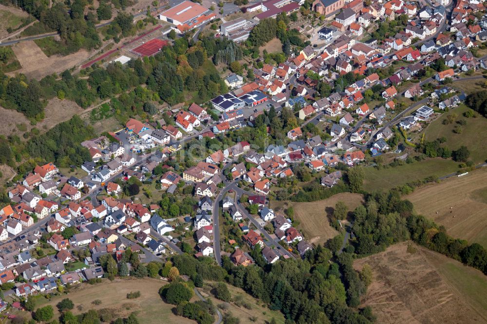 Luftbild Frammersbach - Ortsansicht am Rande von landwirtschaftlichen Feldern in Frammersbach im Bundesland Bayern, Deutschland