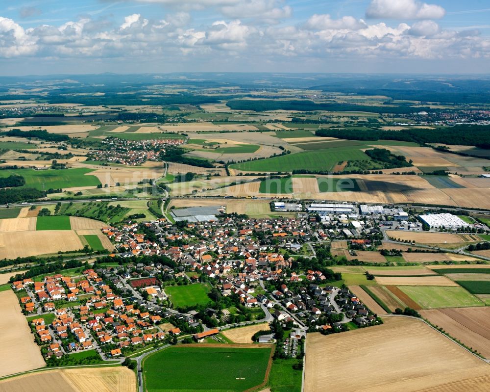 Luftbild Fürfeld - Ortsansicht am Rande von landwirtschaftlichen Feldern in Fürfeld im Bundesland Baden-Württemberg, Deutschland