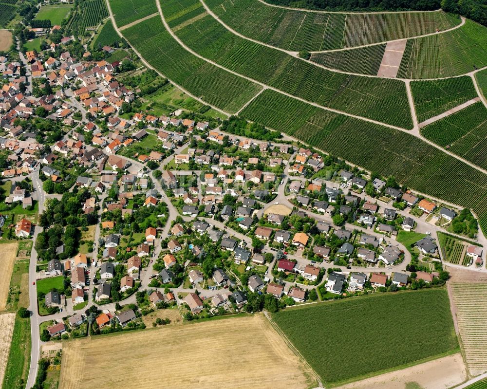 Luftaufnahme Gellmersbach - Ortsansicht am Rande von landwirtschaftlichen Feldern in Gellmersbach im Bundesland Baden-Württemberg, Deutschland