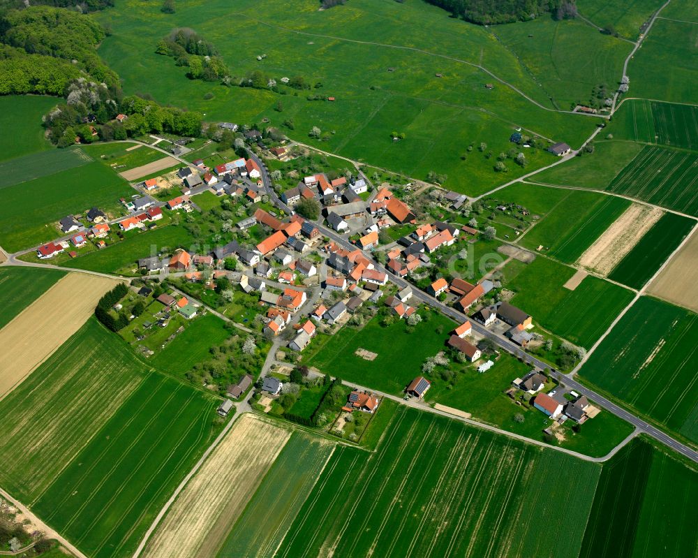 Gleimenhain von oben - Ortsansicht am Rande von landwirtschaftlichen Feldern in Gleimenhain im Bundesland Hessen, Deutschland