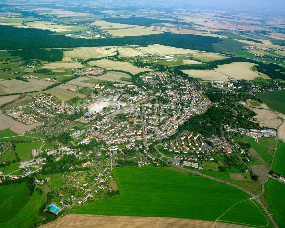 Luftbild Hainichen - Ortsansicht am Rande von landwirtschaftlichen Feldern in Hainichen im Bundesland Sachsen, Deutschland
