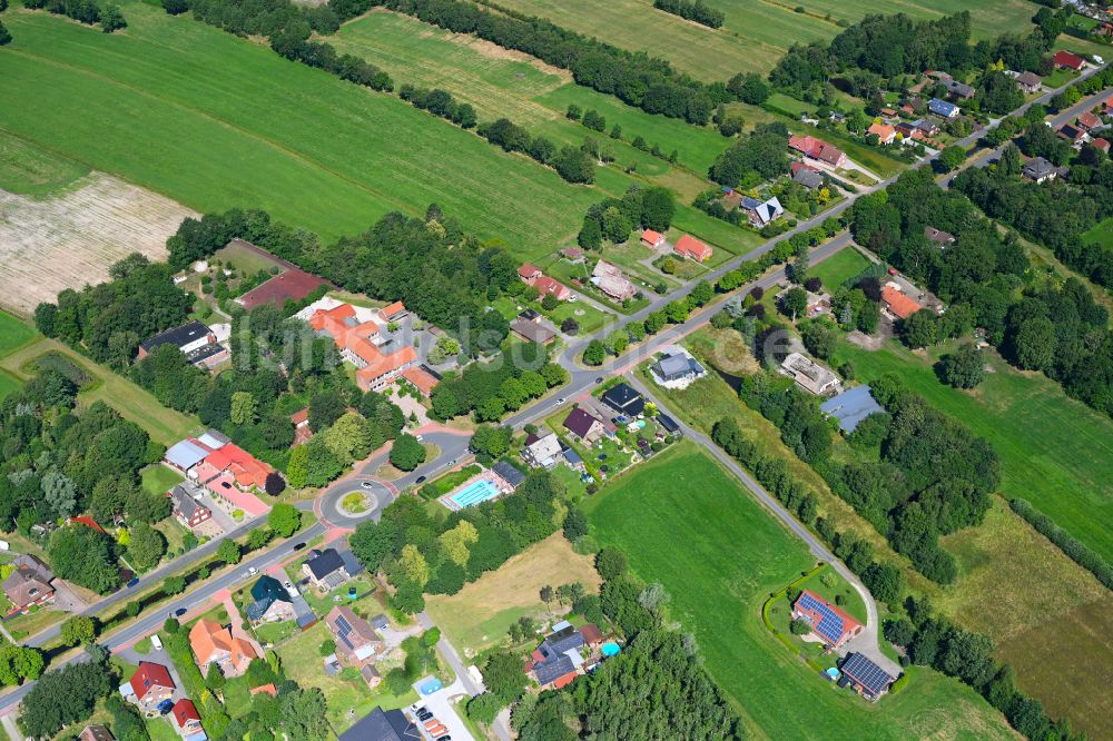 Luftbild Holterfehn - Ortsansicht am Rande von landwirtschaftlichen Feldern in Holterfehn im Bundesland Niedersachsen, Deutschland