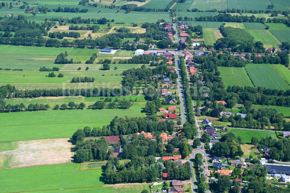 Holtermoor von oben - Ortsansicht am Rande von landwirtschaftlichen Feldern in Holtermoor im Bundesland Niedersachsen, Deutschland