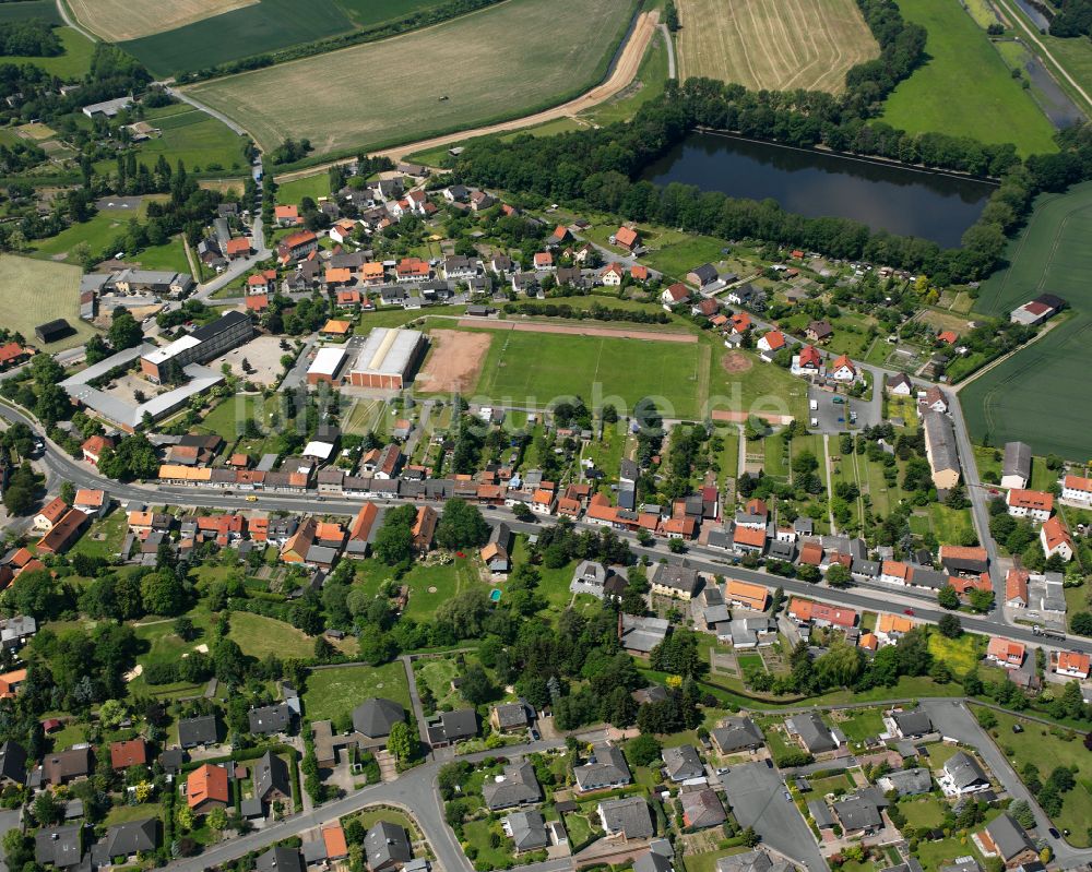 Hornburg aus der Vogelperspektive: Ortsansicht am Rande von landwirtschaftlichen Feldern in Hornburg im Bundesland Niedersachsen, Deutschland