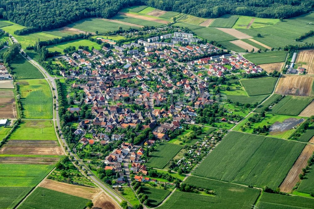 Luftbild Kippenheimweiler - Ortsansicht am Rande von landwirtschaftlichen Feldern in Kippenheimweiler im Bundesland Baden-Württemberg, Deutschland