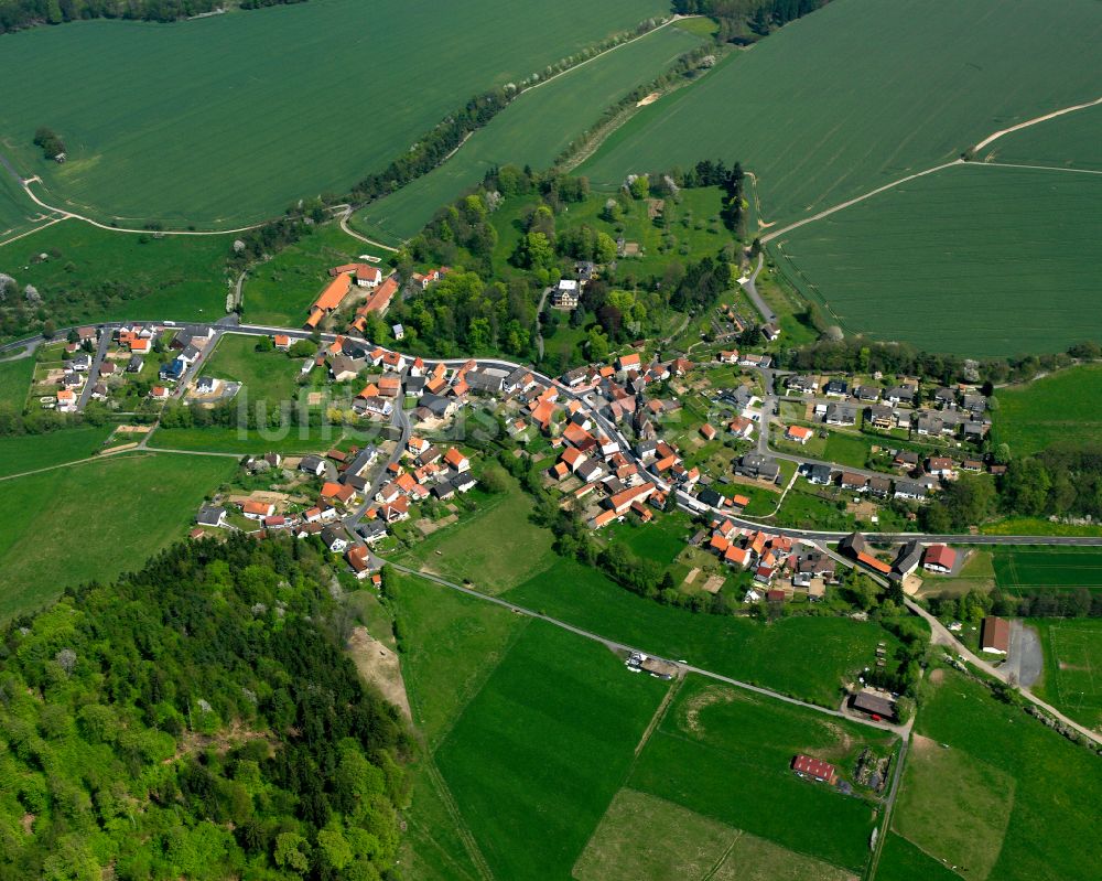 Luftbild Lehrbach - Ortsansicht am Rande von landwirtschaftlichen Feldern in Lehrbach im Bundesland Hessen, Deutschland