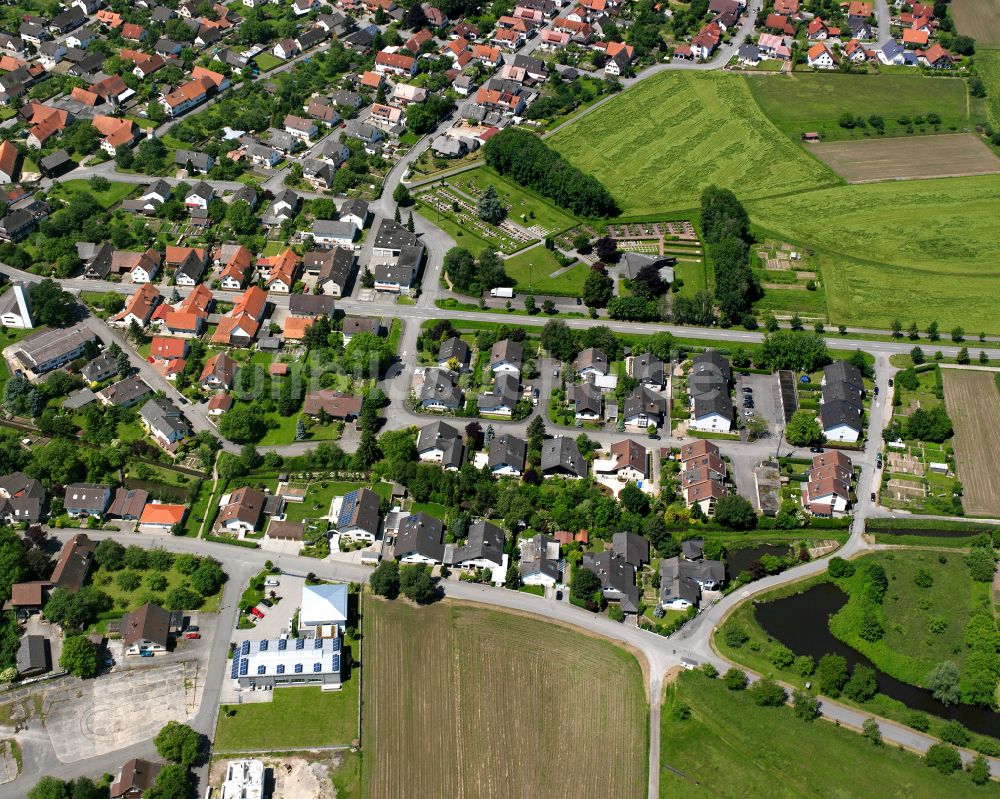 Leutesheim von oben - Ortsansicht am Rande von landwirtschaftlichen Feldern in Leutesheim im Bundesland Baden-Württemberg, Deutschland