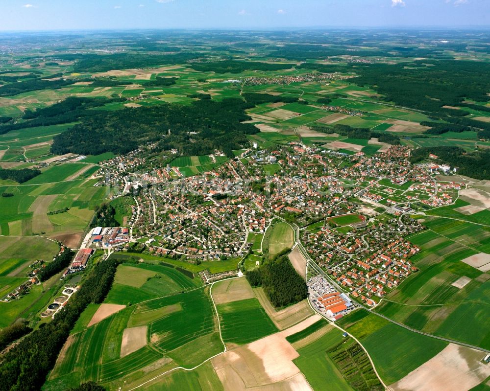 Neuendettelsau von oben - Ortsansicht am Rande von landwirtschaftlichen Feldern in Neuendettelsau im Bundesland Bayern, Deutschland