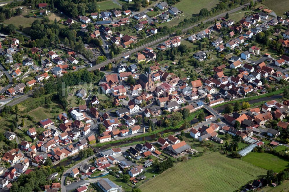 Luftbild Obersinn - Ortsansicht am Rande von landwirtschaftlichen Feldern in Obersinn im Bundesland Bayern, Deutschland