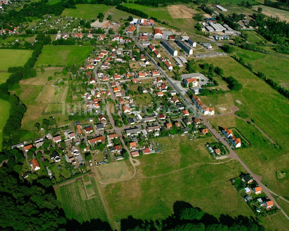 Padegrim von oben - Ortsansicht am Rande von landwirtschaftlichen Feldern in Padegrim im Bundesland Sachsen-Anhalt, Deutschland