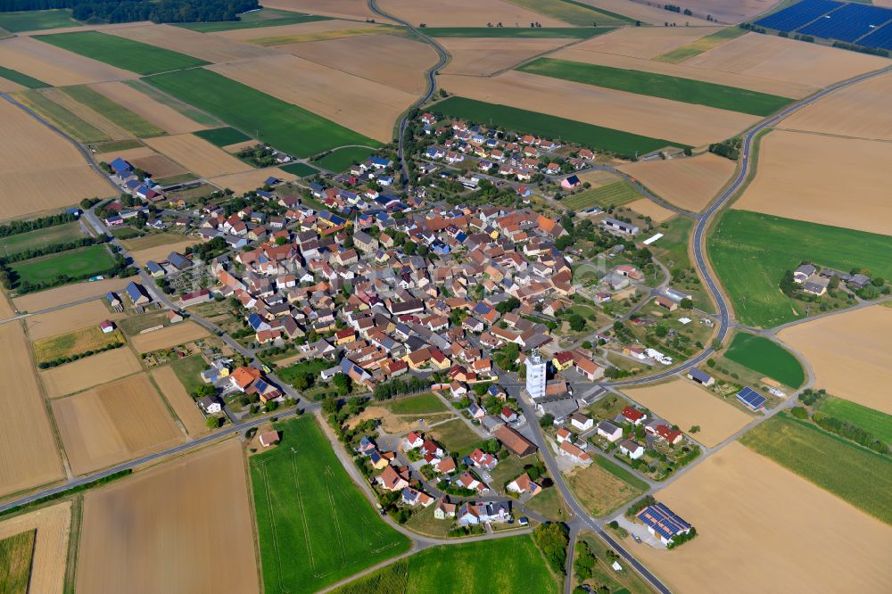 Riedenheim von oben - Ortsansicht am Rande von landwirtschaftlichen Feldern in Riedenheim im Bundesland Bayern, Deutschland