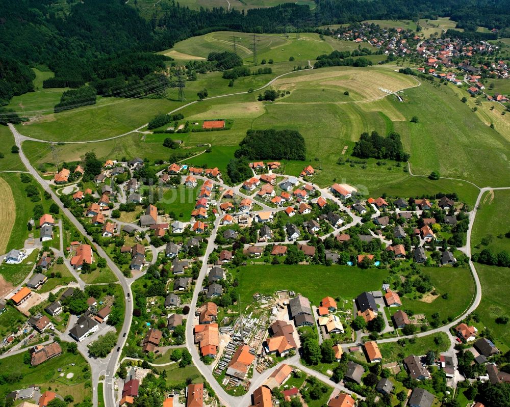 Rippolingen aus der Vogelperspektive: Ortsansicht am Rande von landwirtschaftlichen Feldern in Rippolingen im Bundesland Baden-Württemberg, Deutschland