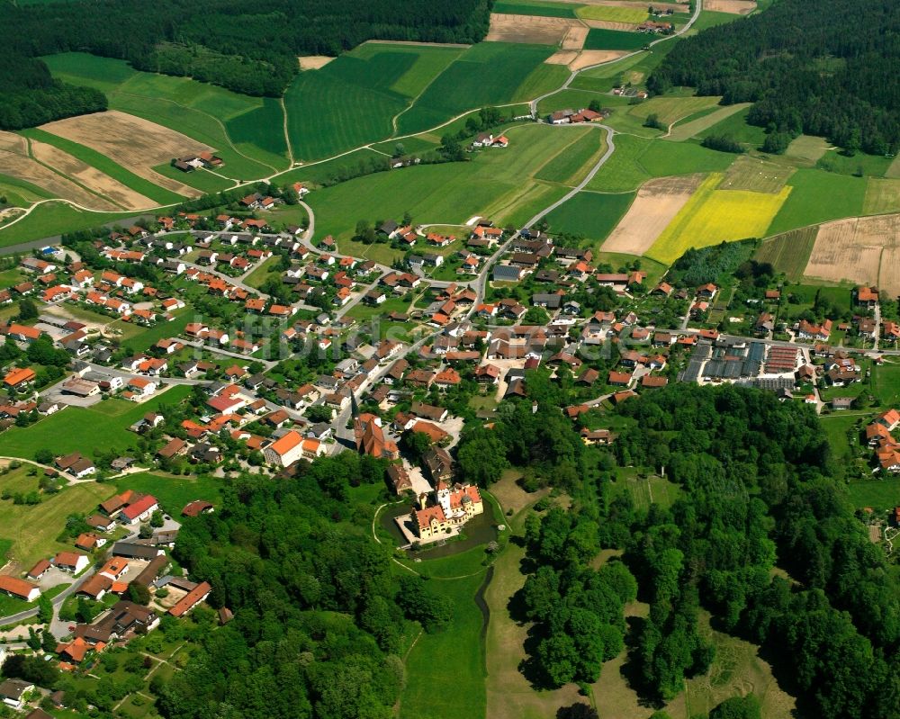 Luftaufnahme Schönau - Ortsansicht am Rande von landwirtschaftlichen Feldern in Schönau im Bundesland Bayern, Deutschland