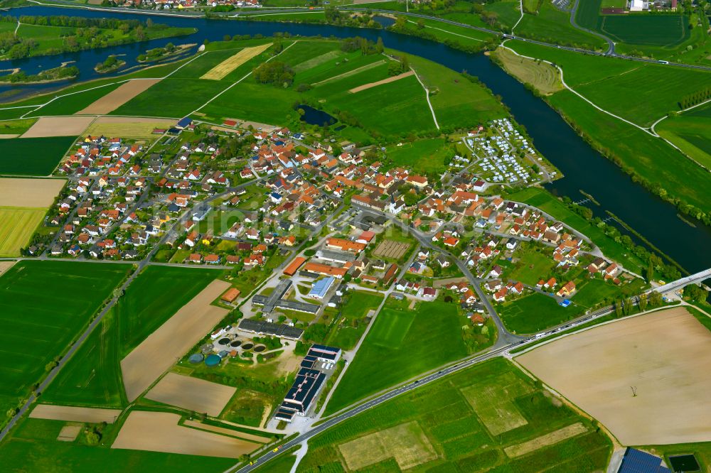 Schwarzenau von oben - Ortsansicht am Rande von landwirtschaftlichen Feldern in Schwarzenau im Bundesland Bayern, Deutschland