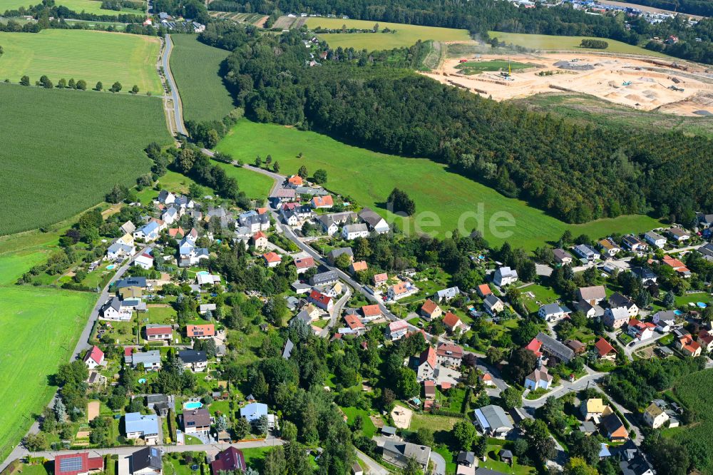 Luftbild Sommeritz - Ortsansicht am Rande von landwirtschaftlichen Feldern in Sommeritz im Bundesland Thüringen, Deutschland