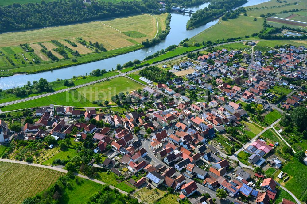 Luftbild Stammheim - Ortsansicht am Rande von landwirtschaftlichen Feldern in Stammheim im Bundesland Bayern, Deutschland