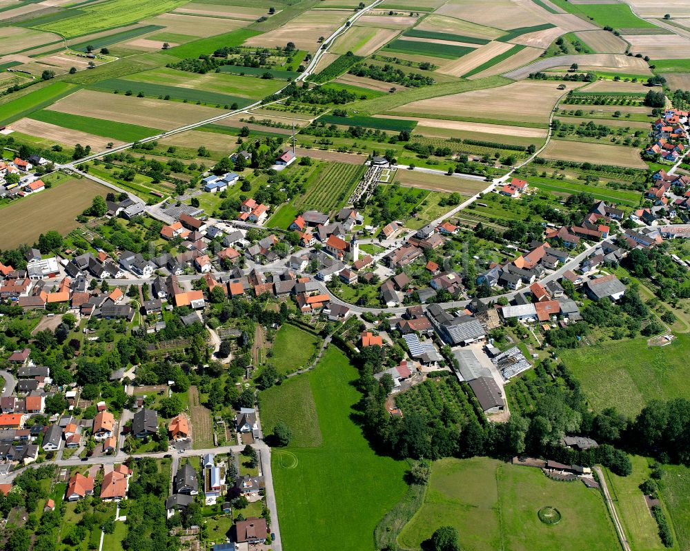 Luftbild Ulm - Ortsansicht am Rande von landwirtschaftlichen Feldern in Ulm im Bundesland Baden-Württemberg, Deutschland