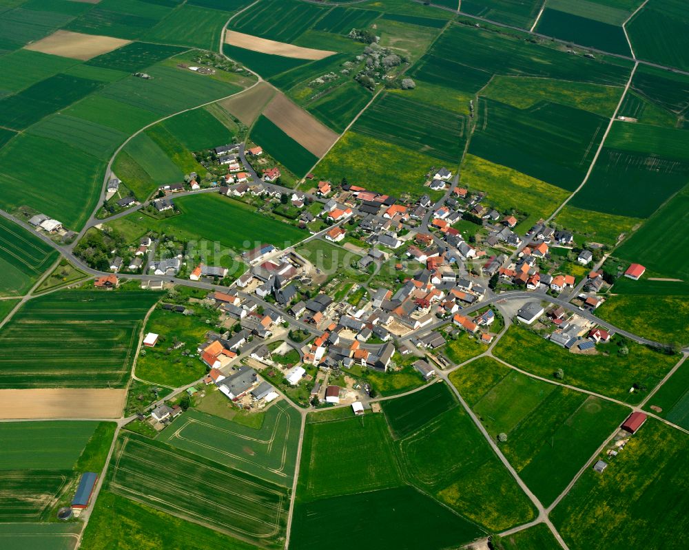 Vockenrod von oben - Ortsansicht am Rande von landwirtschaftlichen Feldern in Vockenrod im Bundesland Hessen, Deutschland