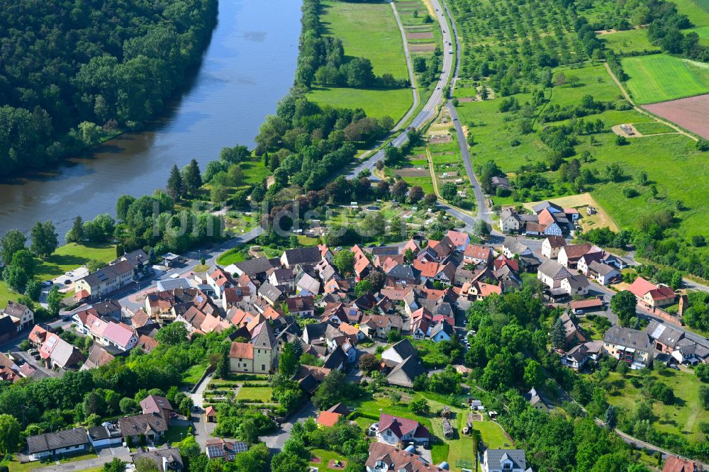 Wertheim aus der Vogelperspektive: Ortsansicht am Rande von landwirtschaftlichen Feldern in Wertheim im Bundesland Baden-Württemberg, Deutschland