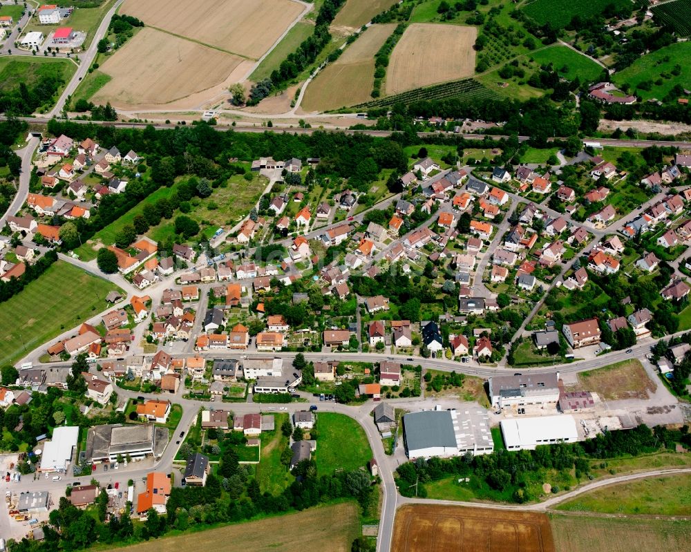 Luftbild Willsbach - Ortsansicht am Rande von landwirtschaftlichen Feldern in Willsbach im Bundesland Baden-Württemberg, Deutschland