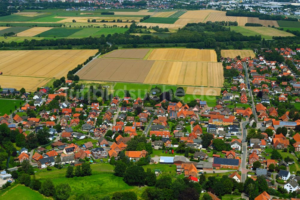 Luftbild Wunstorf - Ortsansicht am Rande von landwirtschaftlichen Feldern in Wunstorf im Bundesland Niedersachsen, Deutschland