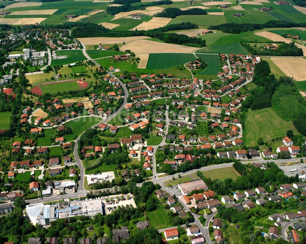 Zieglstadl aus der Vogelperspektive: Ortsansicht am Rande von landwirtschaftlichen Feldern in Zieglstadl im Bundesland Bayern, Deutschland