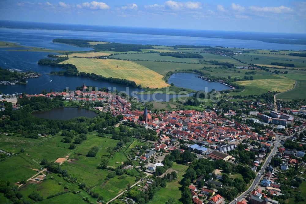 Luftaufnahme Röbel/Müritz - Ortsansicht in Röbel/Müritz im Bundesland Mecklenburg-Vorpommern, Deutschland