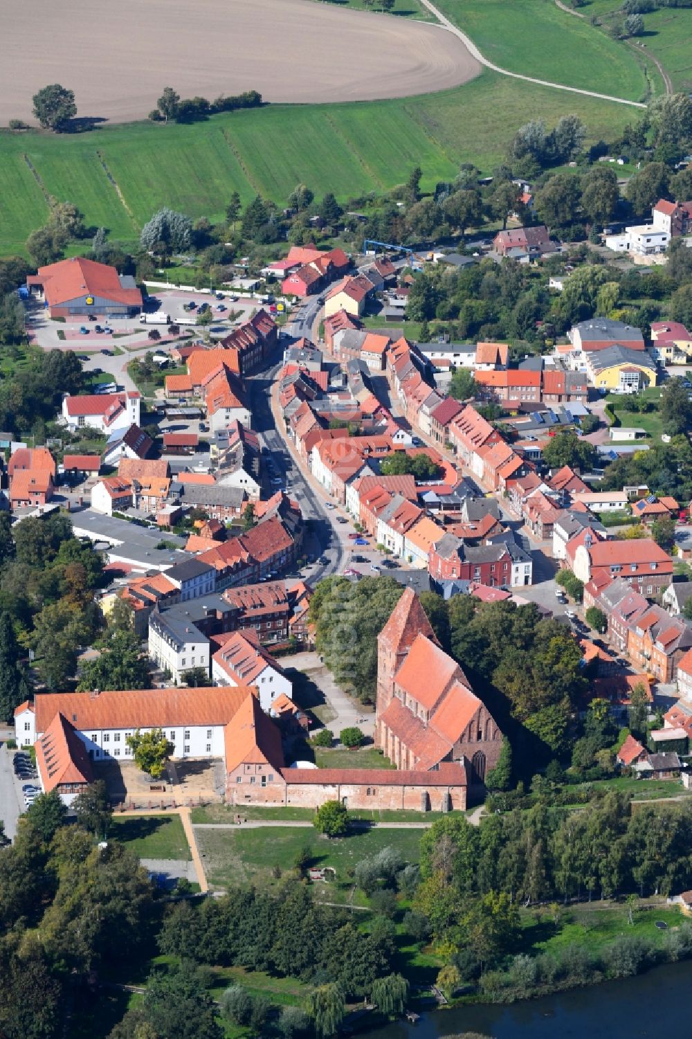 Rehna von oben - Ortsansicht in Rehna im Bundesland Mecklenburg-Vorpommern, Deutschland