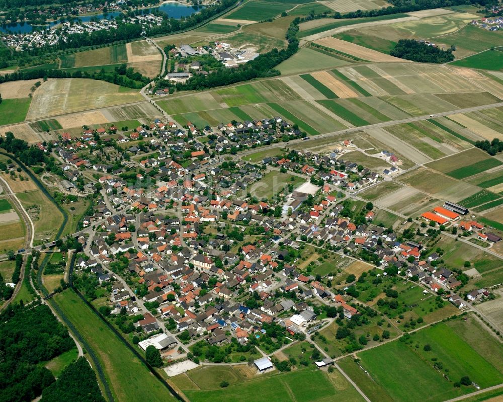 Rheinmünster aus der Vogelperspektive: Ortsansicht in Rheinmünster im Bundesland Baden-Württemberg, Deutschland