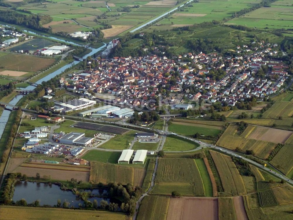 Riegel am Kaiserstuhl aus der Vogelperspektive: Ortsansicht in Riegel am Kaiserstuhl im Bundesland Baden-Württemberg