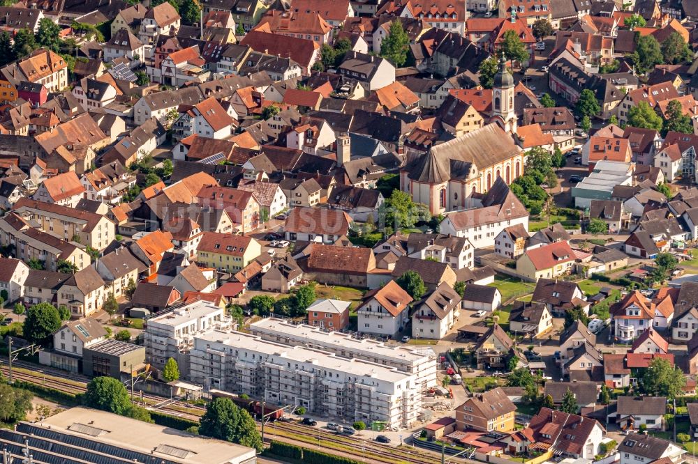 Luftaufnahme Riegel am Kaiserstuhl - Ortsansicht in Riegel am Kaiserstuhl im Bundesland Baden-Württemberg, Deutschland