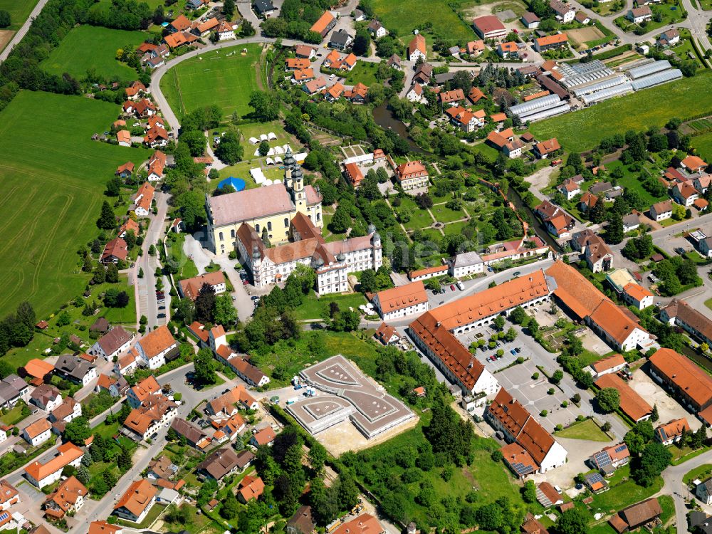 Luftaufnahme Rot an der Rot - Ortsansicht in Rot an der Rot im Bundesland Baden-Württemberg, Deutschland