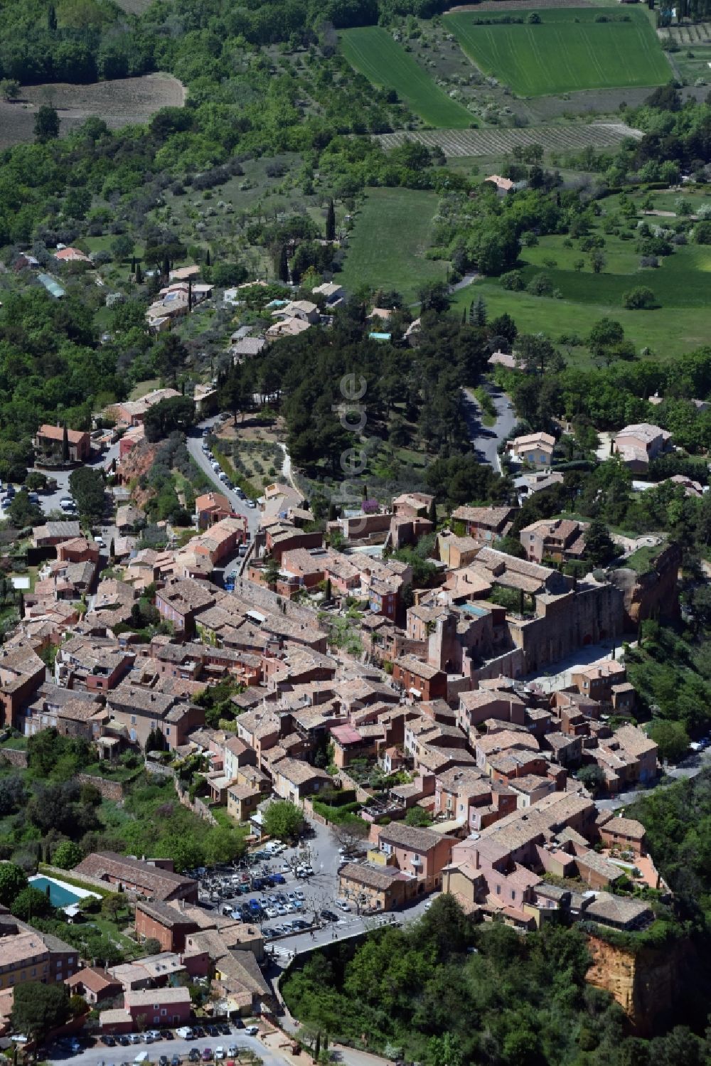 Luftaufnahme Roussillon - Ortsansicht in Roussillon in Provence-Alpes-Cote d'Azur, Frankreich