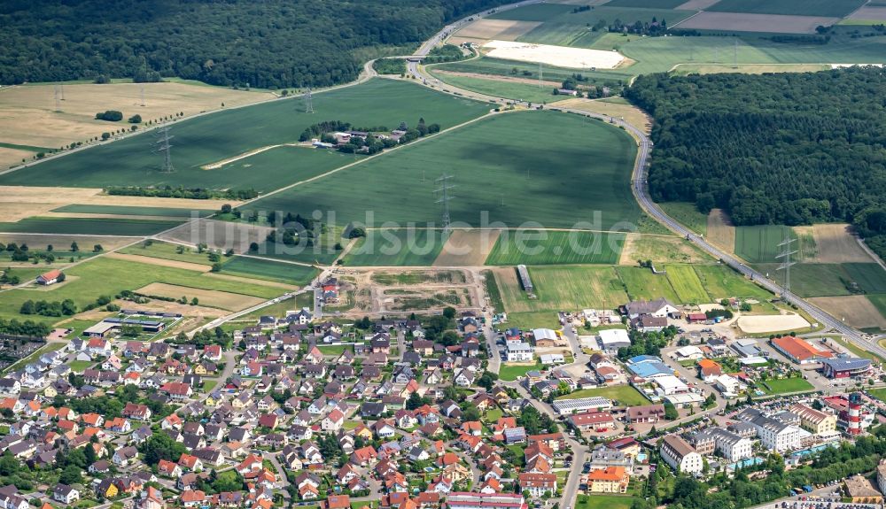 Rust von oben - Ortsansicht Rust Ost, vor dem Bau des Wasserparks Rulantica und Hotel in Rust im Bundesland Baden-Württemberg, Deutschland