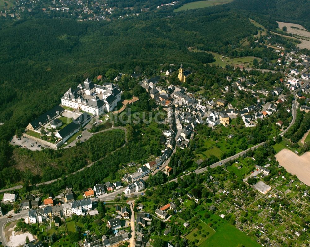 Luftaufnahme Augustusburg - Ortsansicht mit Schloss in Augustusburg im Bundesland Sachsen, Deutschland