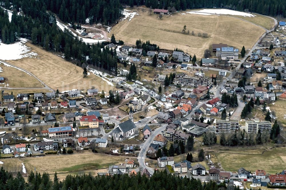 Schönwald im Schwarzwald aus der Vogelperspektive: Ortsansicht in Schönwald im Schwarzwald im Bundesland Baden-Württemberg, Deutschland