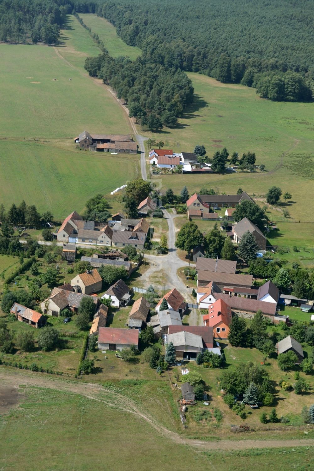 Schrakau von oben - Ortsansicht von Schrakau im Bundesland Brandenburg