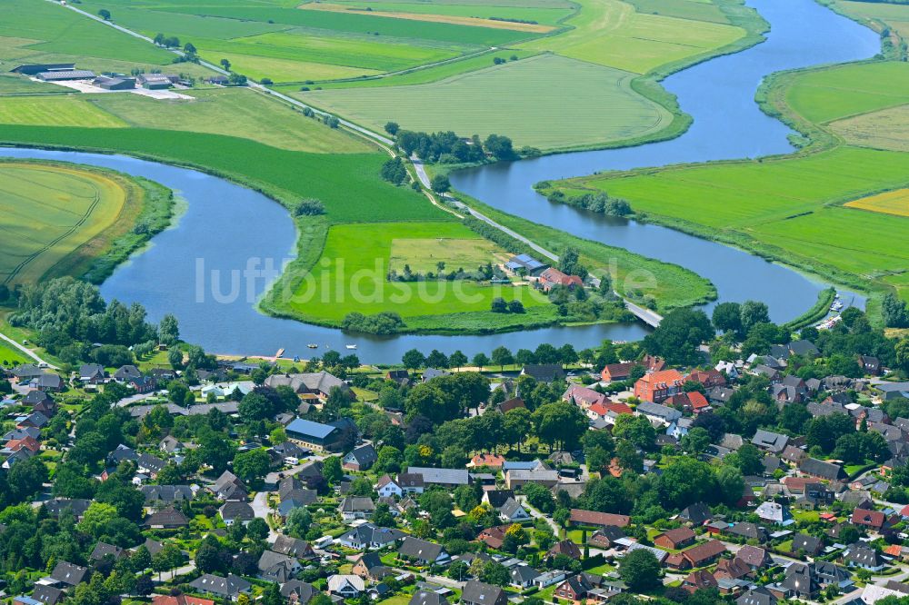 Schwabstedt von oben - Ortsansicht in Schwabstedt im Bundesland Schleswig-Holstein, Deutschland