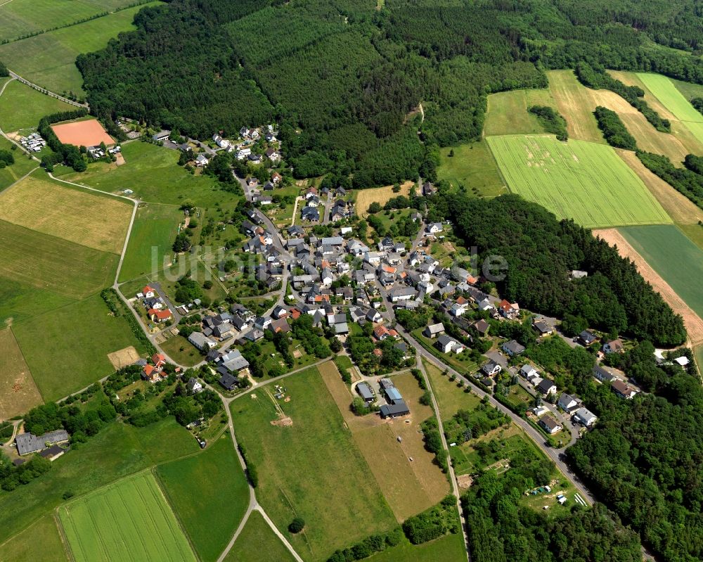 Schwarzerden aus der Vogelperspektive: Ortsansicht von Schwarzerden im Bundesland Rheinland-Pfalz