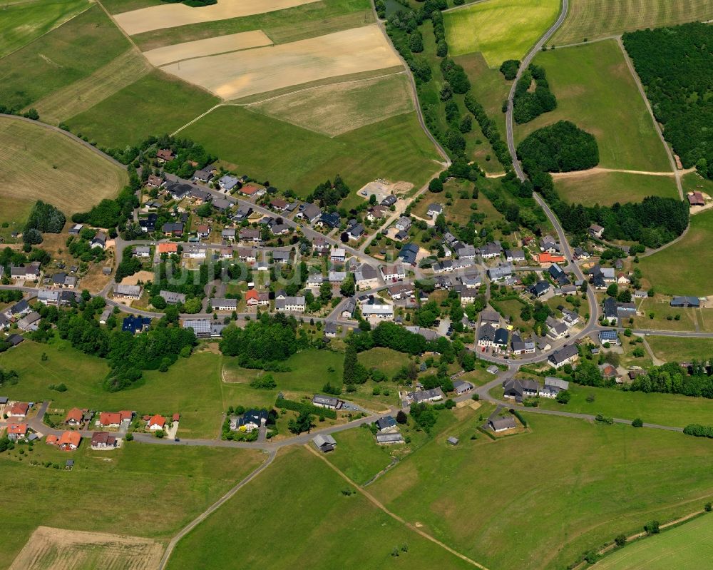 Schwollen aus der Vogelperspektive: Ortsansicht von Schwollen im Bundesland Rheinland-Pfalz