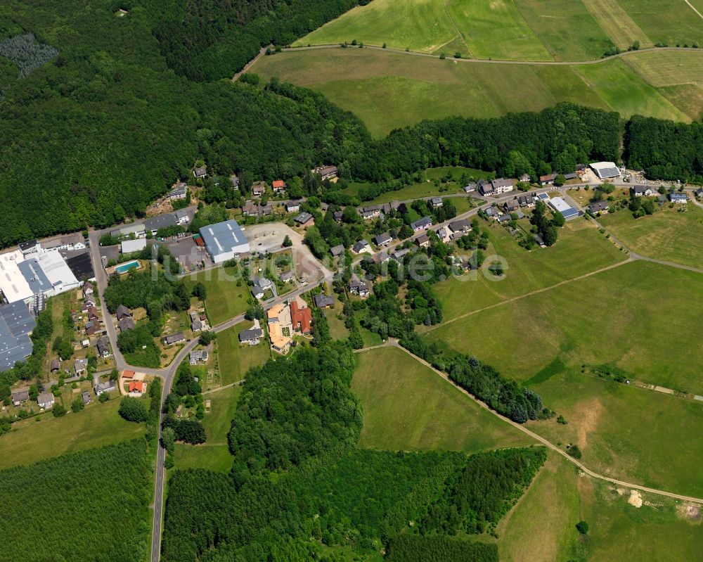 Schwollen von oben - Ortsansicht von Schwollen im Bundesland Rheinland-Pfalz