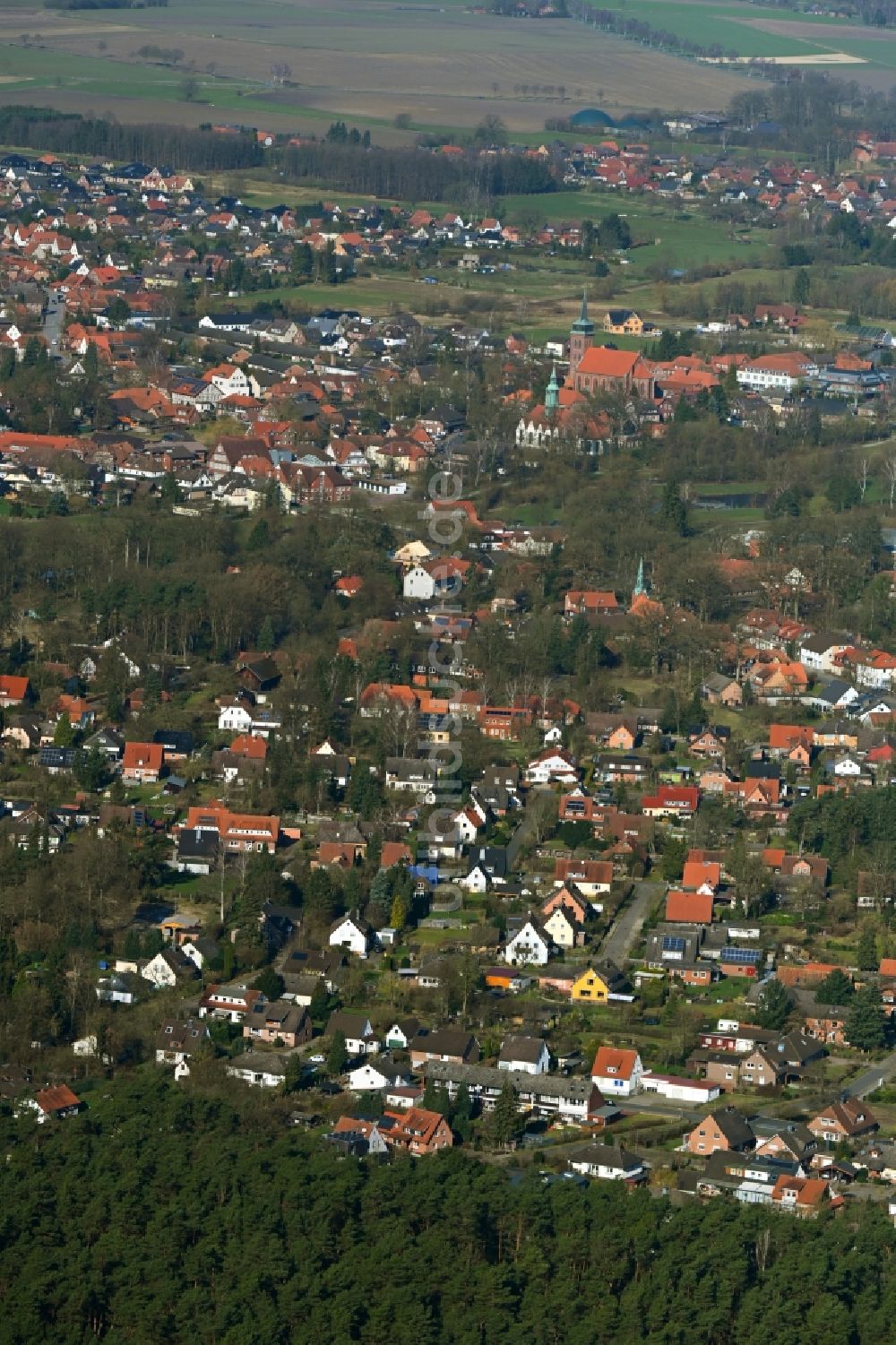 Südheide aus der Vogelperspektive: Ortsansicht in Südheide im Bundesland Niedersachsen, Deutschland