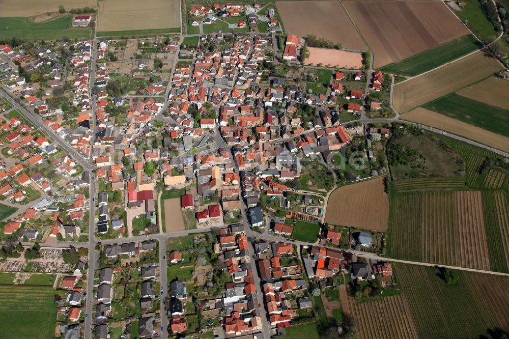 Luftaufnahme Siefersheim - Ortsansicht von Siefersheim ist eine Ortsgemeinde im Landkreis Alzey-Worms in Rheinland-Pfalz