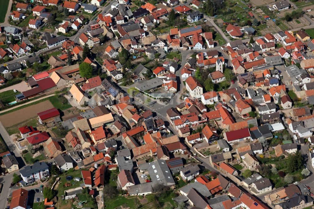 Luftaufnahme Siefersheim - Ortsansicht von Siefersheim ist eine Ortsgemeinde im Landkreis Alzey-Worms in Rheinland-Pfalz