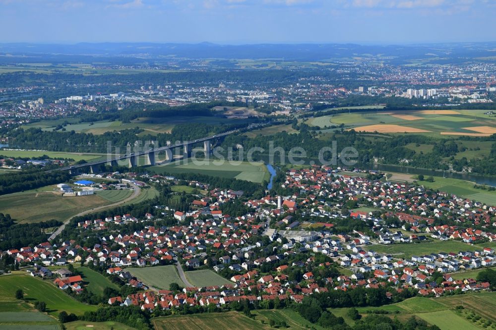 Sinzing von oben - Ortsansicht in Sinzing im Bundesland Bayern, Deutschland