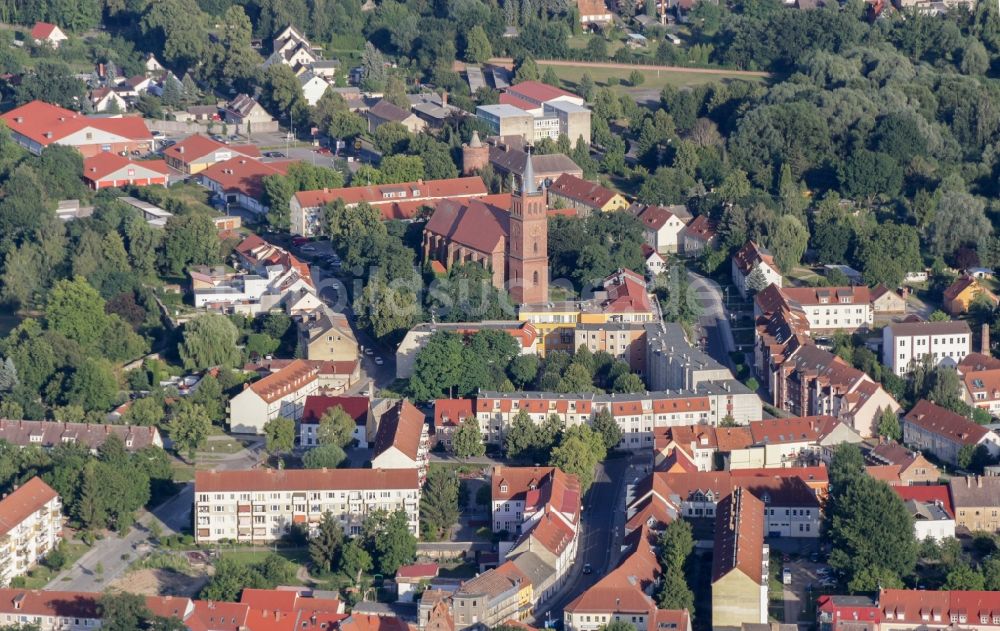 Müncheberg von oben - Ortsansicht und Stadtpfarr-kirche Sankt Marien in Müncheberg im Bundesland Brandenburg