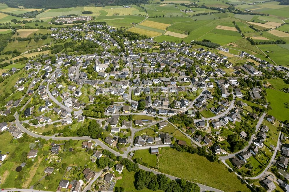 Luftbild Warstein Hirschberg - Ortsansicht des Stadtteil Hirschberg der Stadt Warstein in Nordrhein-Westfalen